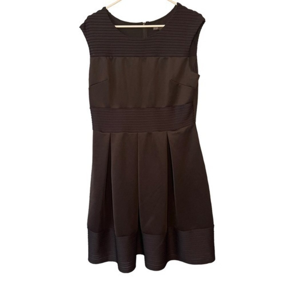 Covington Women’s‎ Black Sleeveless Midi Length A Line Dress. Size 14